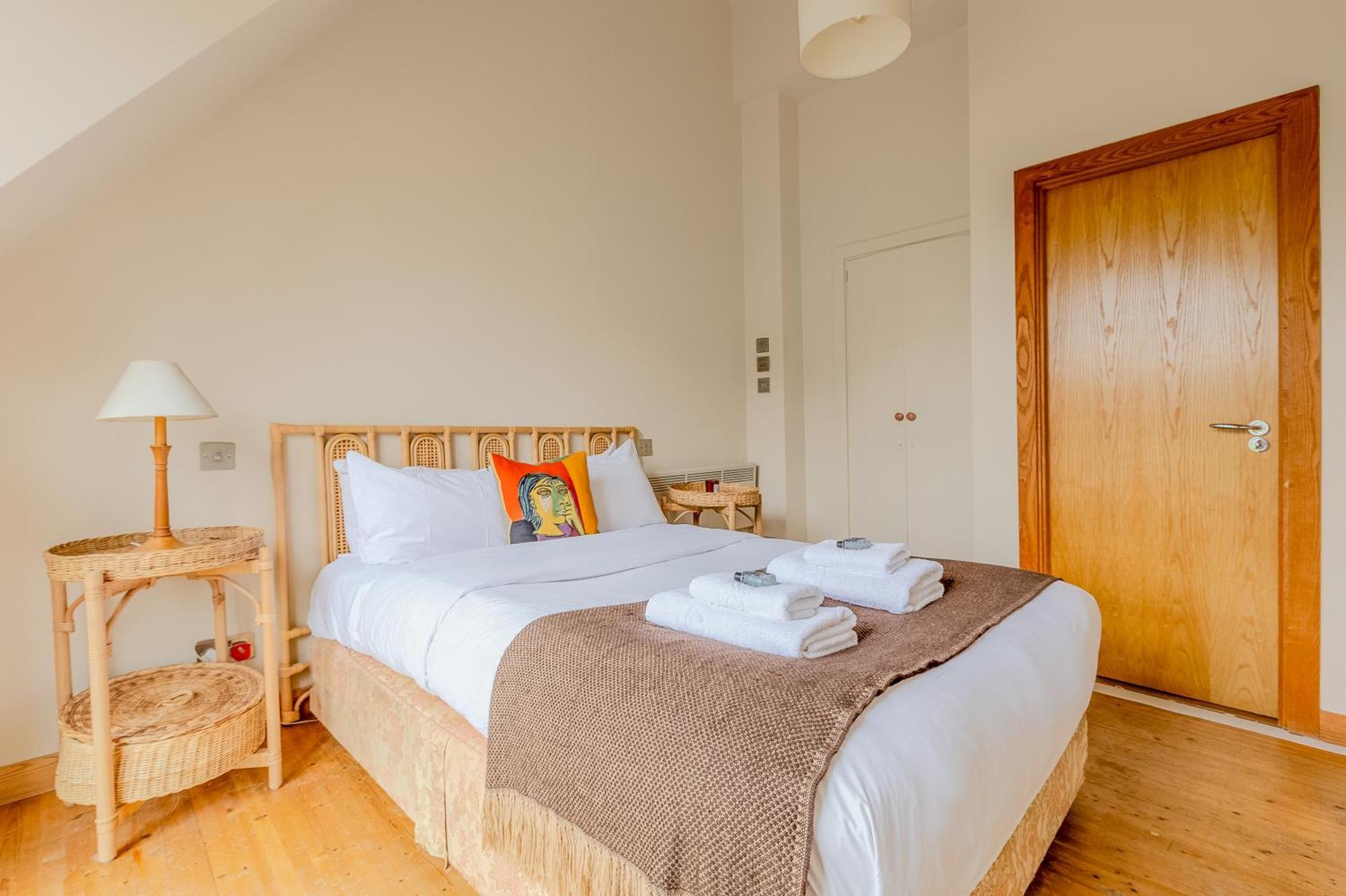Exclusive Captivating 2lvl 1br Loft, Walworth Appartamento